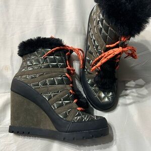 Jessica Simpson Quilted Wedge Boots in Black and Orange